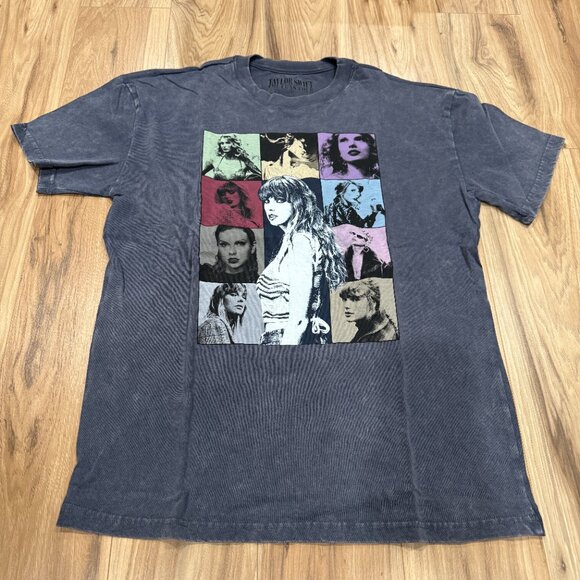 Taylor Swift | The Eras International Tour Mineral Wash Gray T-Shirt 2024 - Picture 6 of 7